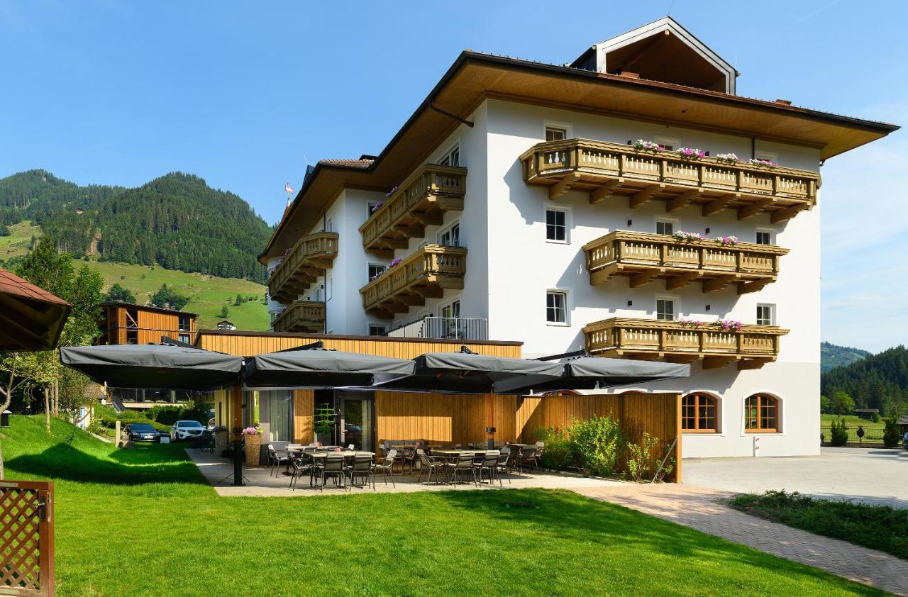 Hotel Bergzeit Гроссарль Экстерьер фото
