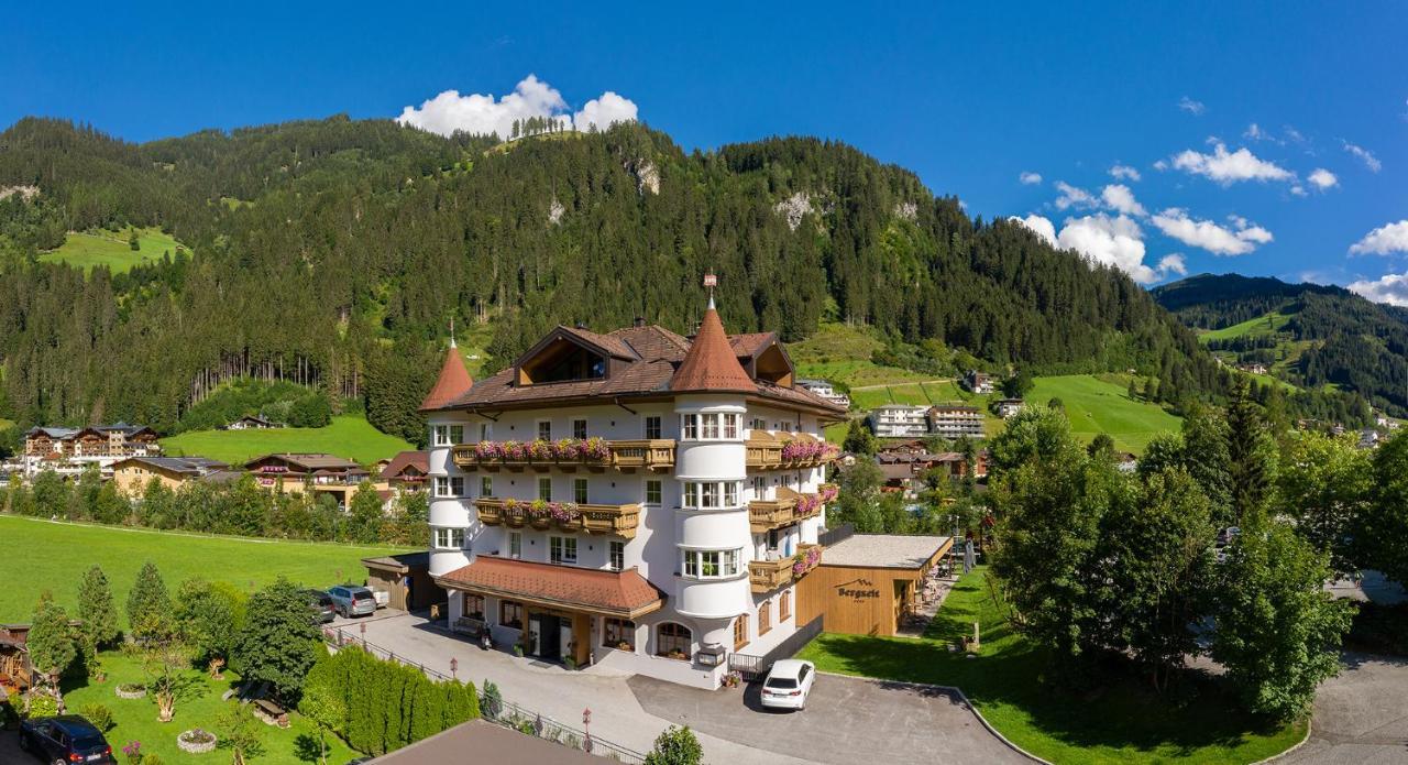 Hotel Bergzeit Гроссарль Экстерьер фото