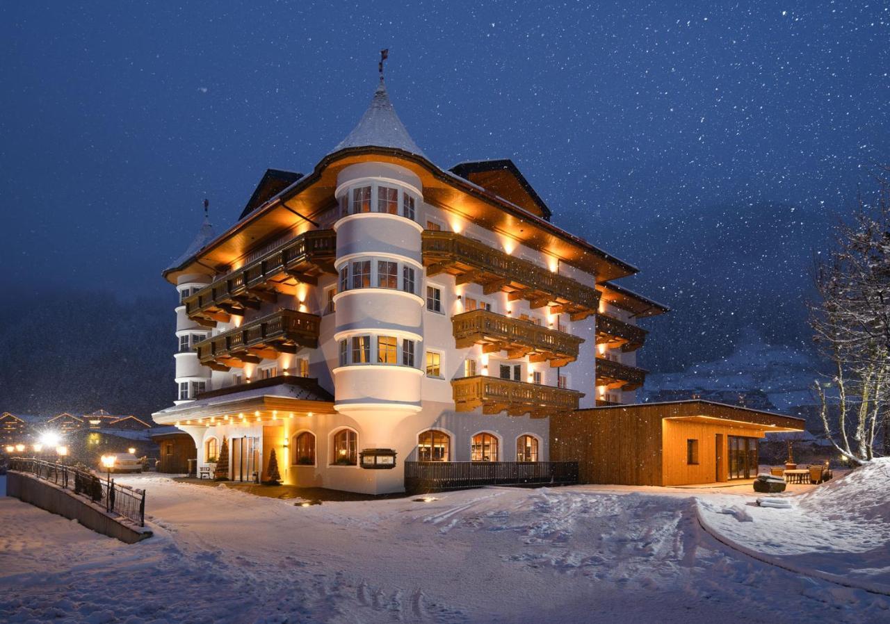 Hotel Bergzeit Гроссарль Экстерьер фото